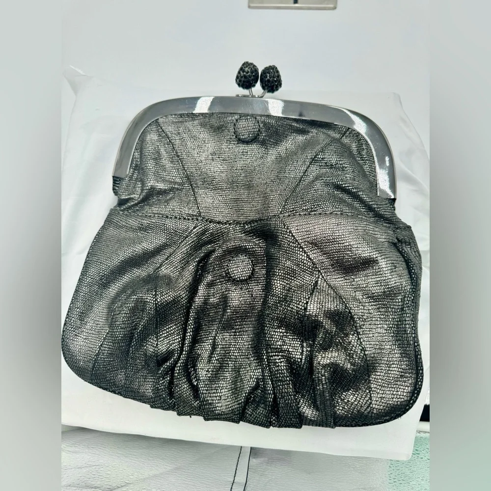 Tracy Reese Black‎ Sequel Kisslock Clutch - Picture 3 of 10